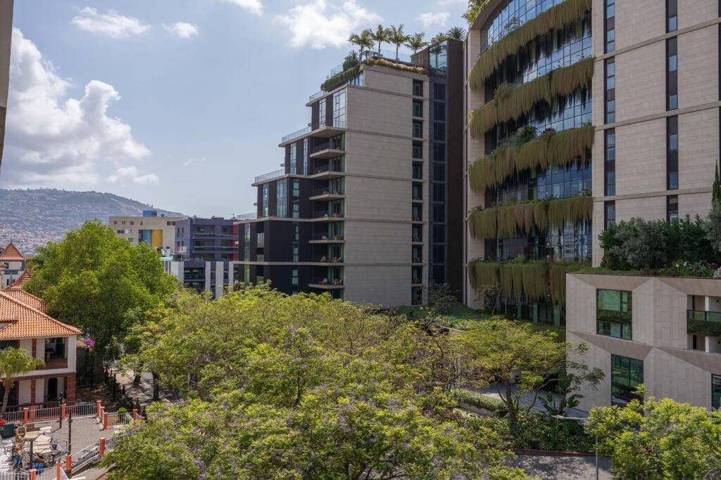 D.Henrique I Apartamento Frente Ao Savoy Palace Funchal  Exterior photo